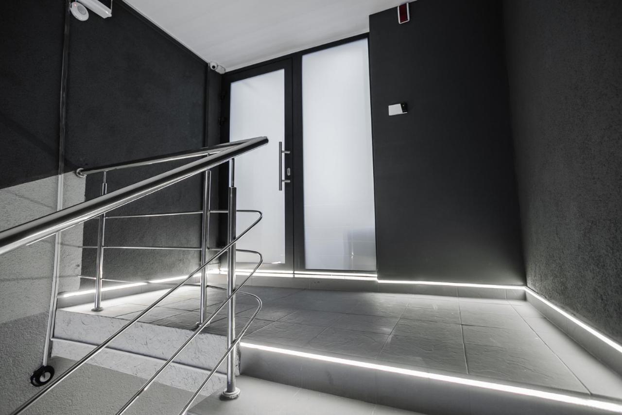 Amsterdam Lviv Apartments Ngoại thất bức ảnh