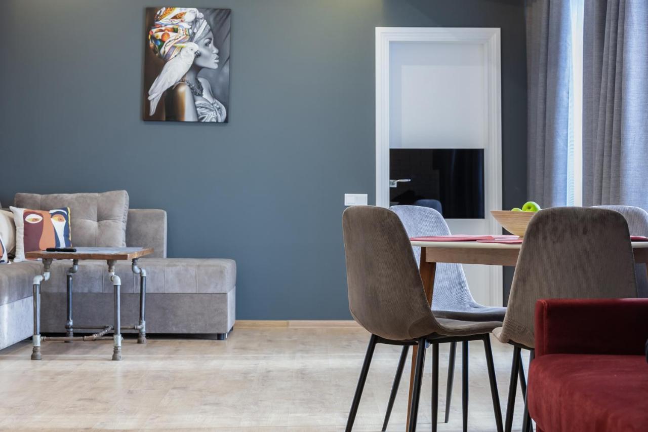 Amsterdam Lviv Apartments Ngoại thất bức ảnh