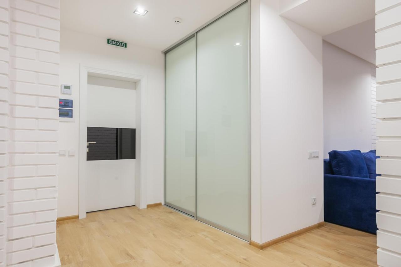 Amsterdam Lviv Apartments Ngoại thất bức ảnh