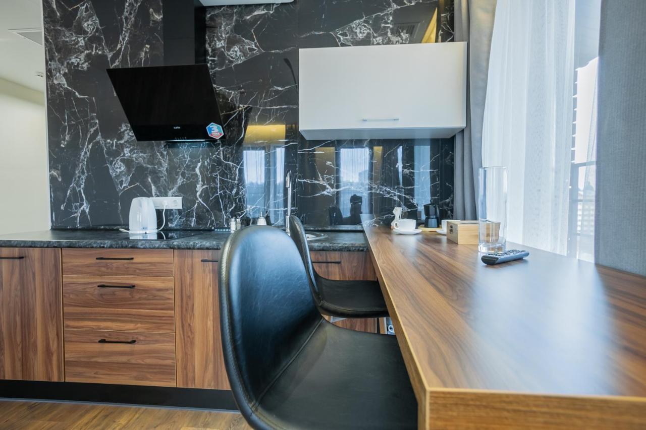 Amsterdam Lviv Apartments Ngoại thất bức ảnh