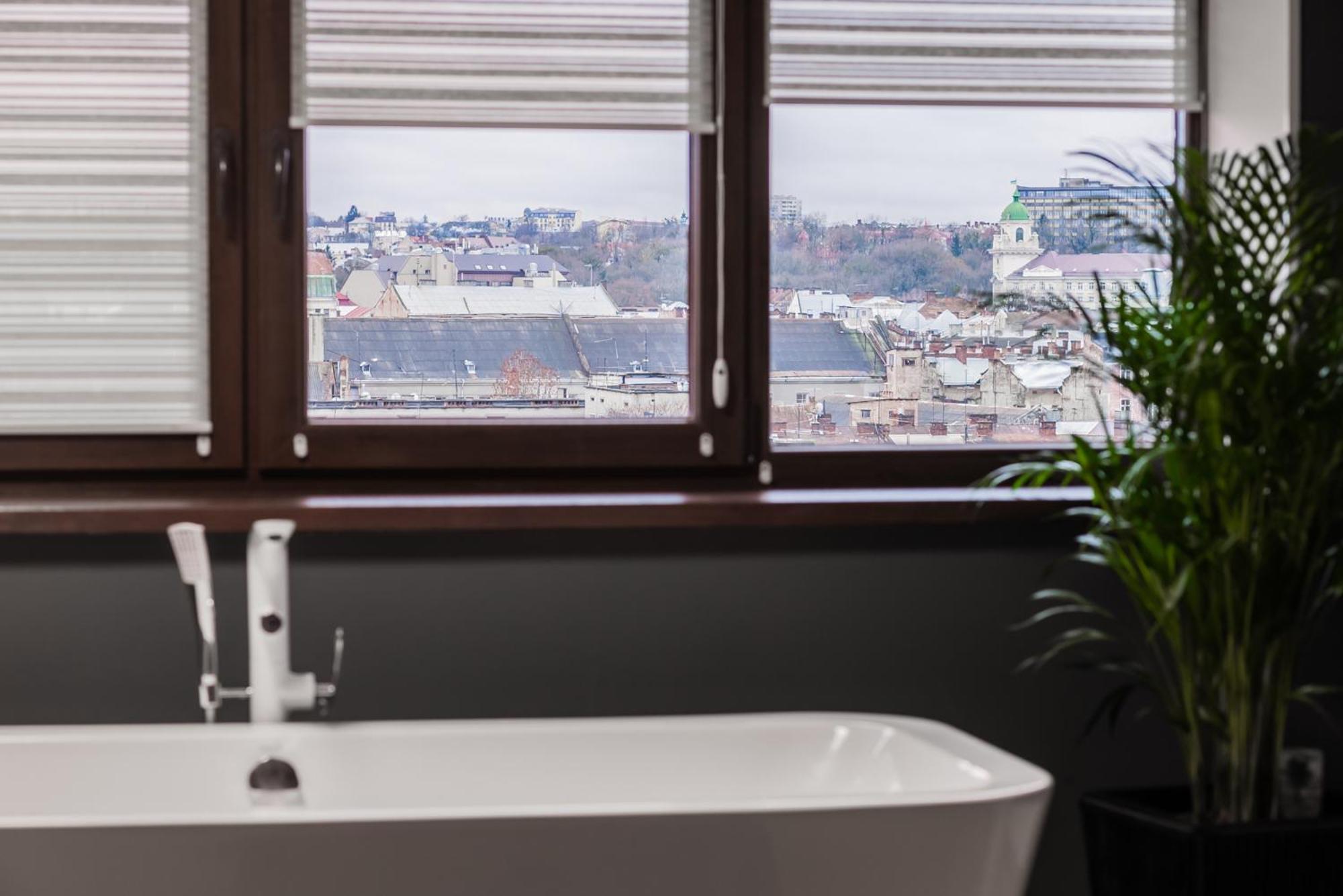 Amsterdam Lviv Apartments Ngoại thất bức ảnh